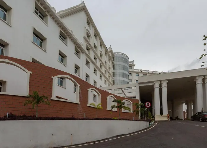 Kstdc Kumarakrupa Hotel Bangalore