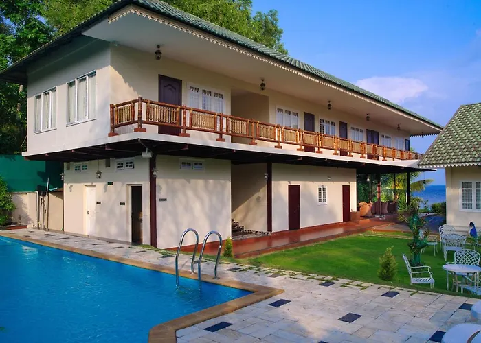 Cyrus Lake Haven Alappuzha