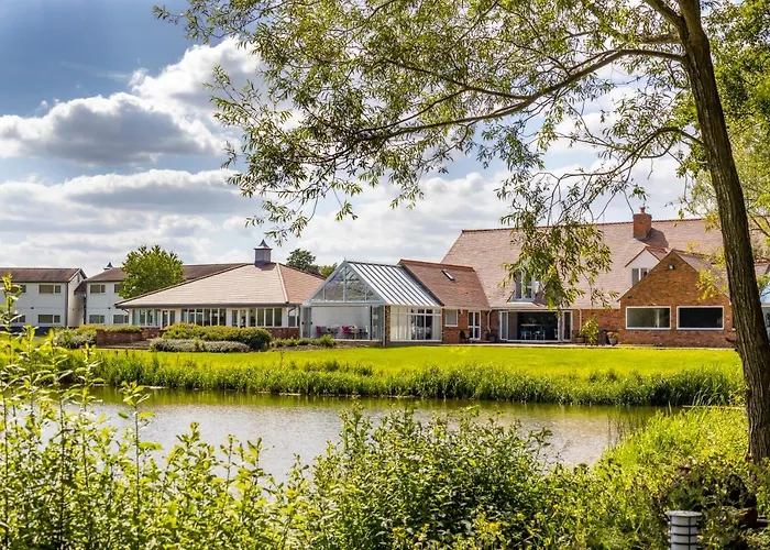 Kingfisher Hotel, Golf And Country Club Milton Keynes