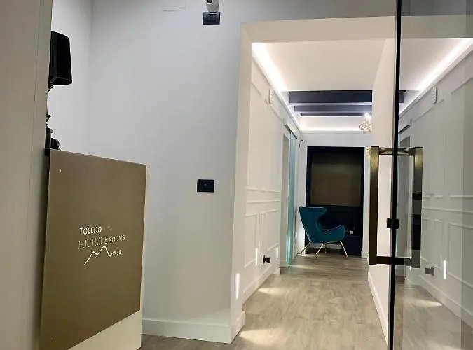 Toledo Boutique Rooms Naples