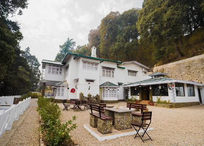 Bhikampur Lodge By Nine Hotels Nainital