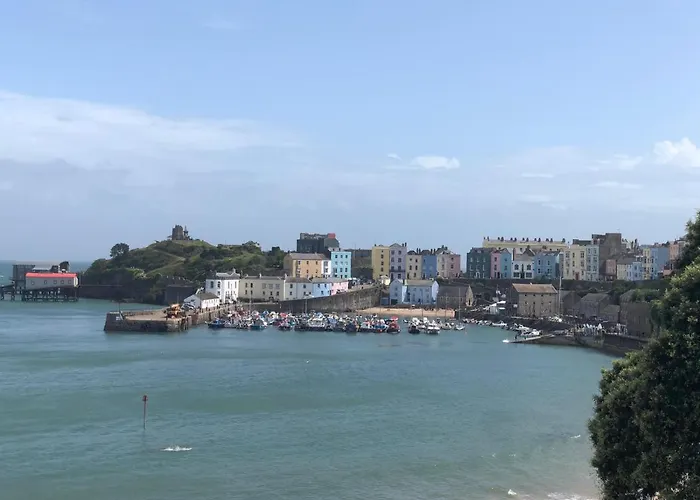 Sunny Bank Guest House Tenby