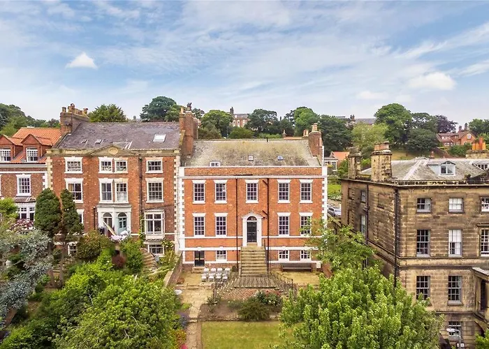 Thistlebank Townhouse Whitby