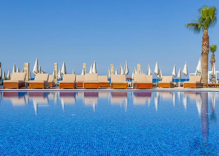 Flamingo Paradise Beach Hotel - Adults Only Protaras
