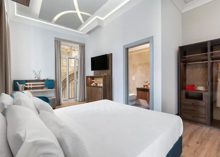 Elys Suites Sorrento
