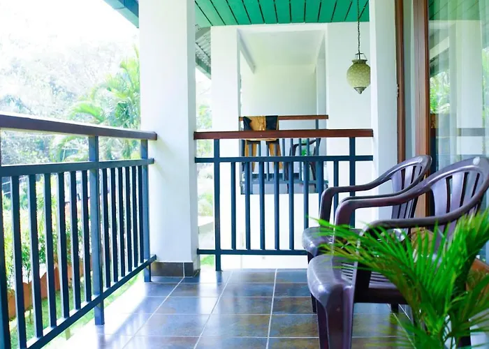 Silver Storm Resort Athirappilly