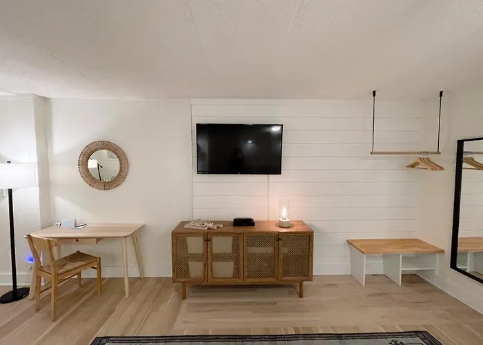 Just Shy Of The Bridge - Waterway Condo 110 Wilmington