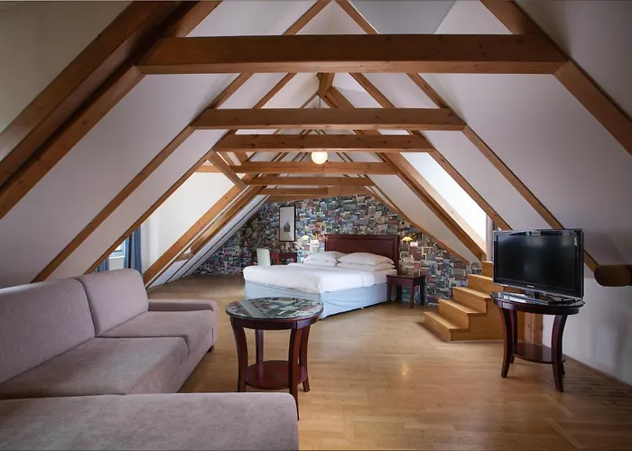 Charles Bridge Heritage Suites By Salvator Hotels Prague