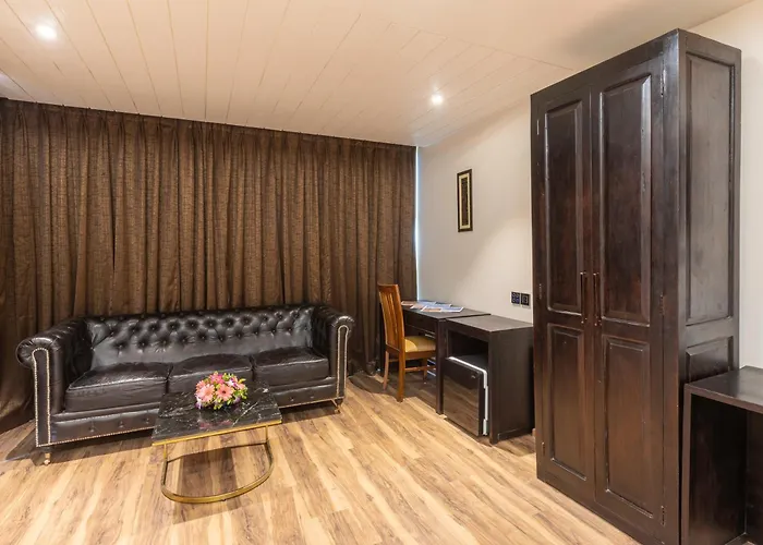 Divan Clarks Inn Goa Calangute