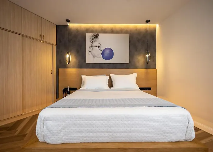 Triple A - Prime Location - Between Monastiraki & Syntagma Square-Free Parking! Athens