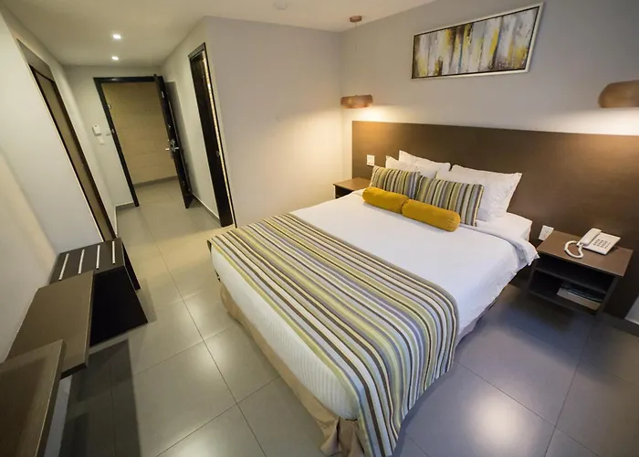 Hotel Ojos Del Rio Panama City