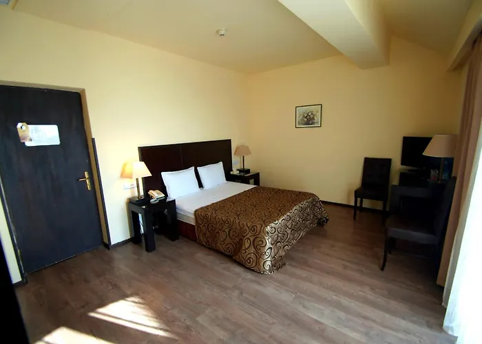Regineh Hotel Yerevan