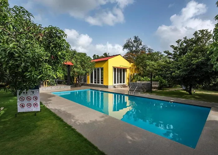 Saffronstays Casa Manga, Karjat - Pet-Friendly Pool Villa Near Nd'S Film World And Saltt