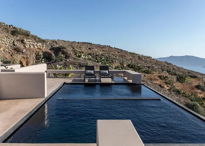 Nimbus Santorini Aparthotel Oia