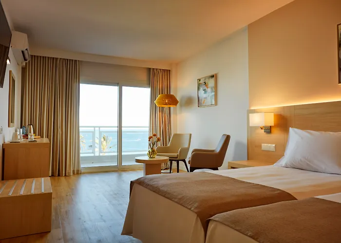 Hotel Las Arenas Affiliated By Melia Benalmadena