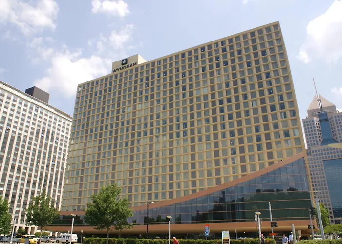 Wyndham Grand Pittsburgh Hotel
