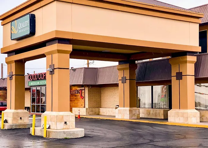 Quality Inn & Suites Airport El Paso