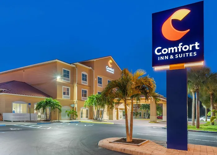 Comfort Inn & Suites Fort Myers Airport Gateway