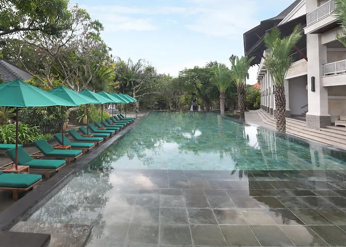 Puri Santrian Beach Resort And Spa Sanur 