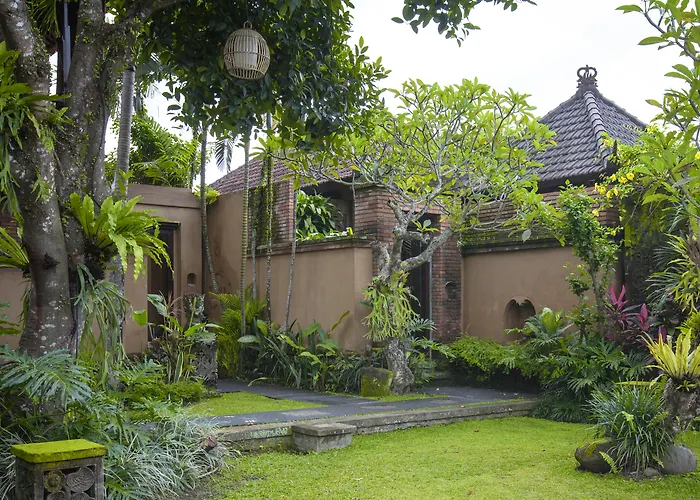 Bebek Tepi Sawah Restaurant & Villas Ubud 