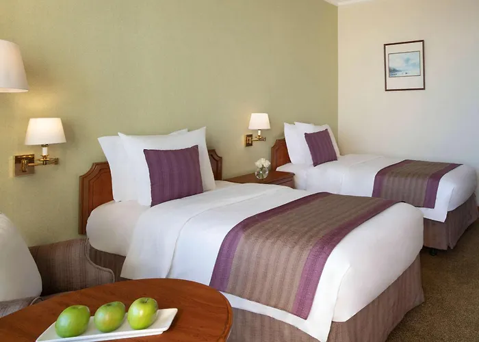Treffen House Doha - Souq Waqif And Next To Msheireb Metro Station Hotel