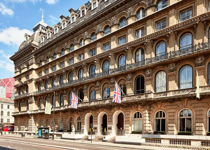 The Clermont London, Victoria Hotel