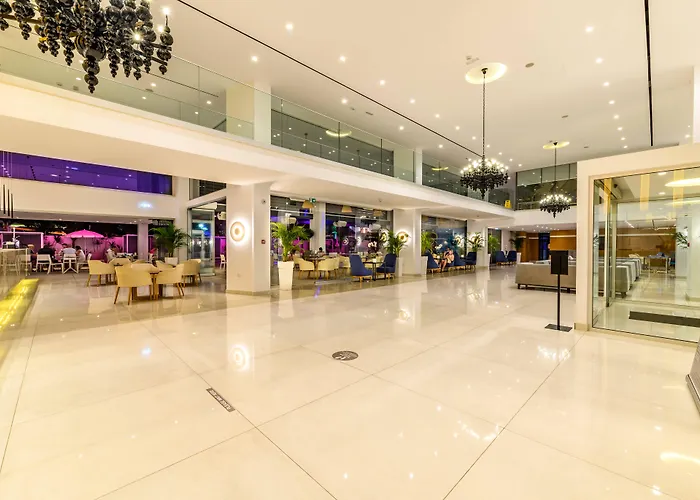 Seasons Hotel (Adults Only) Ayia Napa