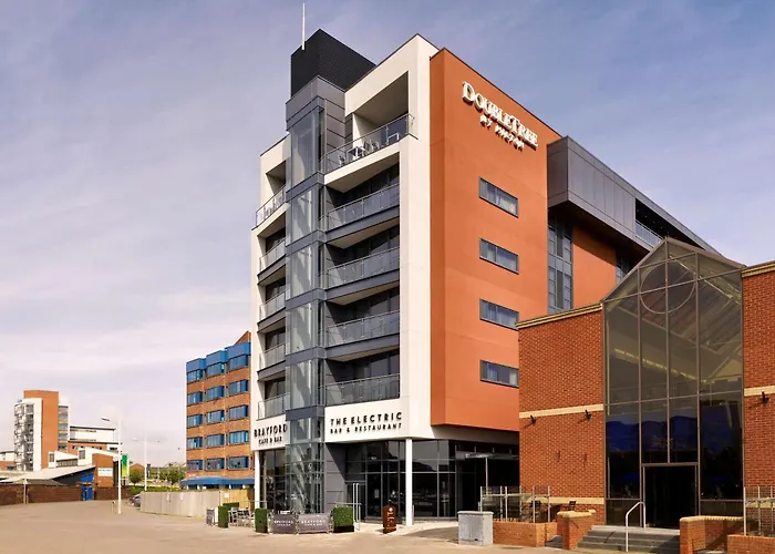 Doubletree By Hilton Lincoln Hotel