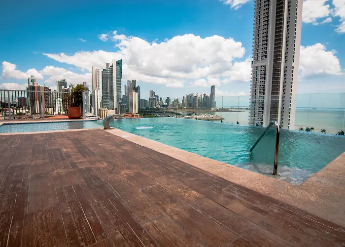 Innfiniti Hotel & Suites Panama City