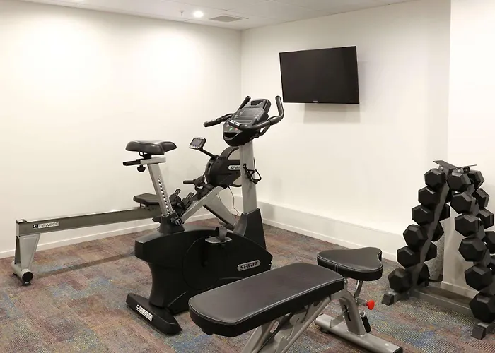 Ramada By Wyndham Wellington Taranaki Street Hotel