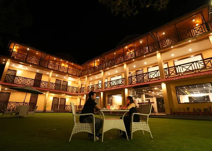 Summit Jungle Resort Lansdowne