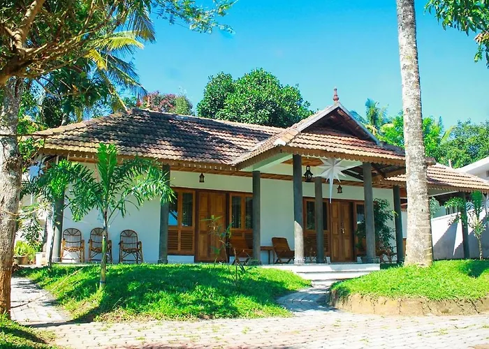 Green Court Cottages Thekkady