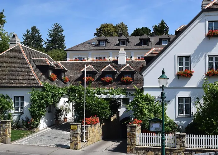 Hotel Landhaus Fuhrgassl-Huber Vienna