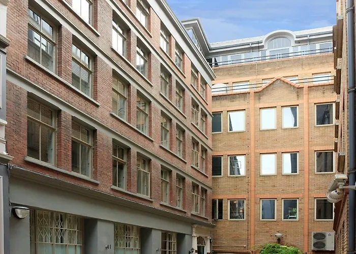 Crane Court By City2Stay London