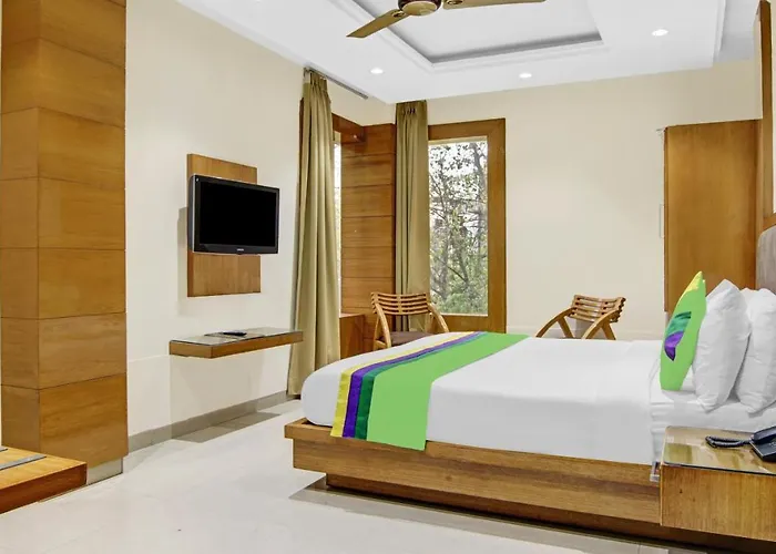 Hotel Fortuner -3 Minutes Walk From Karol Bagh Metro Station Delhi 
