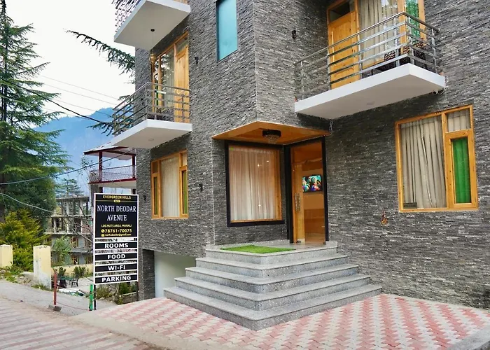 North Deodar Avenue, Manali