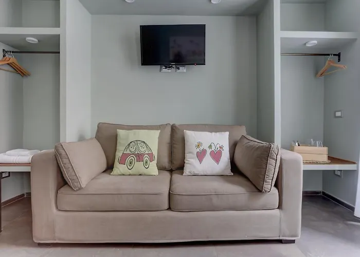 Capo D'Africa 30 - Colosseo Rome