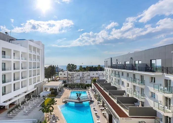 Anemi Hotel & Suites Paphos