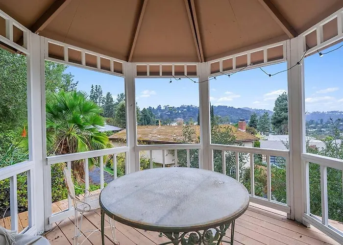5 Bedroom Dona Villa - Pool-Location ! Los Angeles