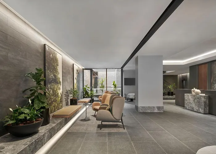 Courtyard By Marriott Melbourne Flagstaff Gardens Hotel