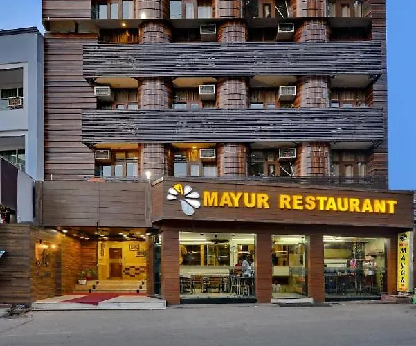 Mayur By Roomsinc Katra 