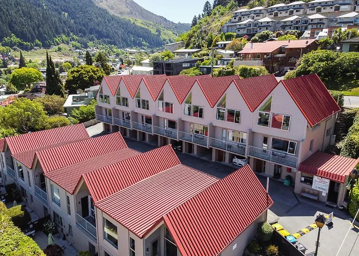 Turner Heights Townhouses Queenstown