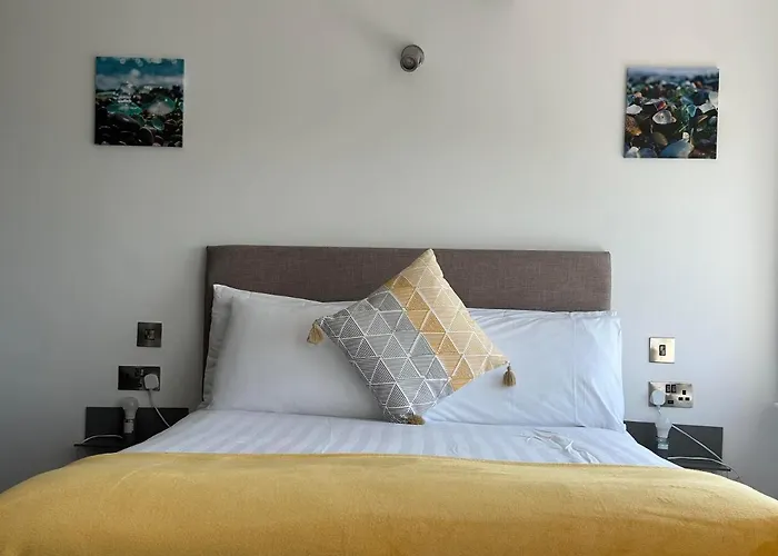 Q8 Boutique Hotel Portsmouth