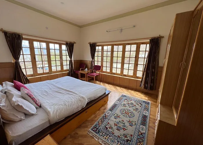 Heschuk Guest House Leh