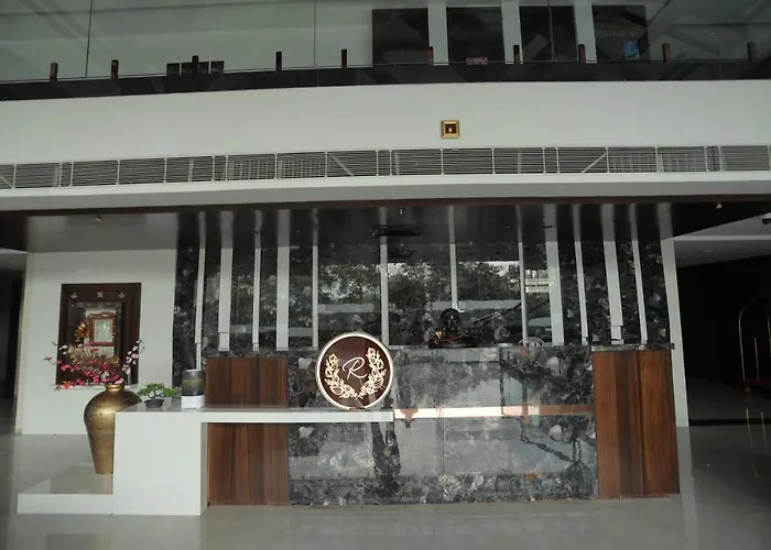 Ratnapriya Hotel And Resort Ujjain