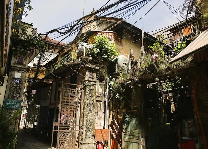 Singita Classy - A Cozy Rustic Hideaway In Hanoi Old Quarter
