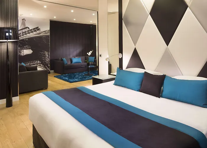 L'Empire Paris - Louvre Hotel