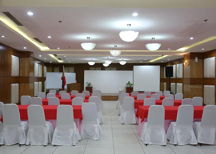 Crown Regency Hotel & Towers Cebu