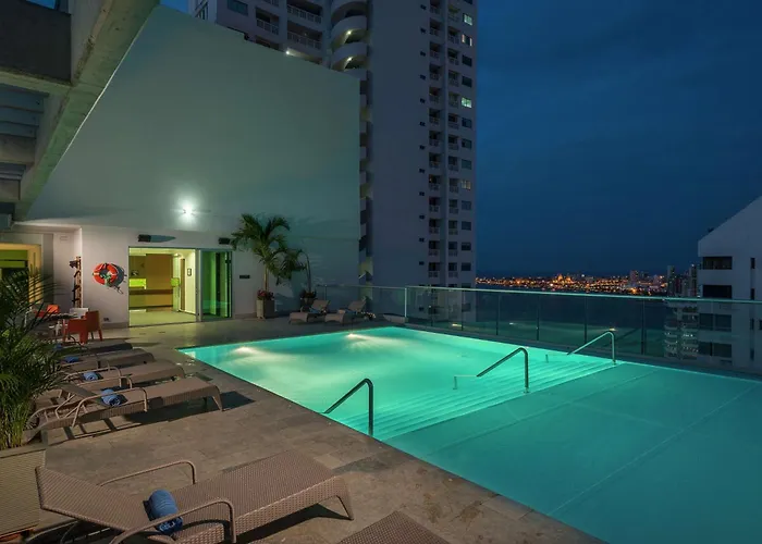 Hampton By Hilton Cartagena Hotel