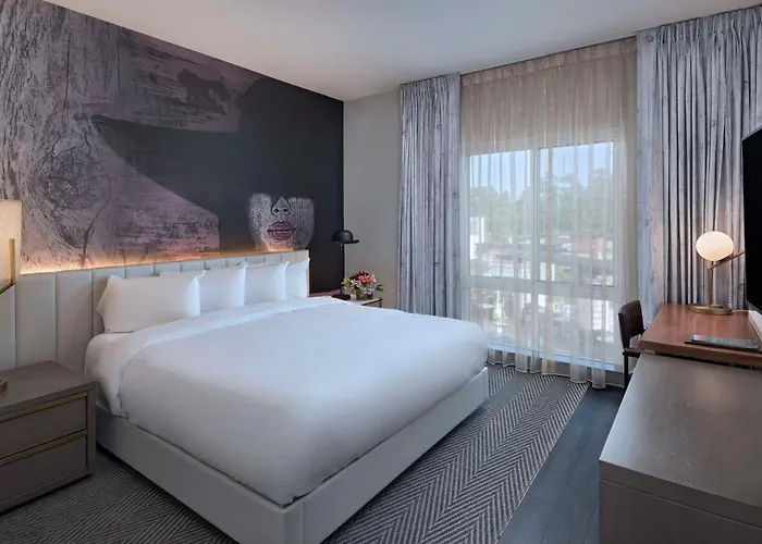 Hyatt Centric The Woodlands Hotel
